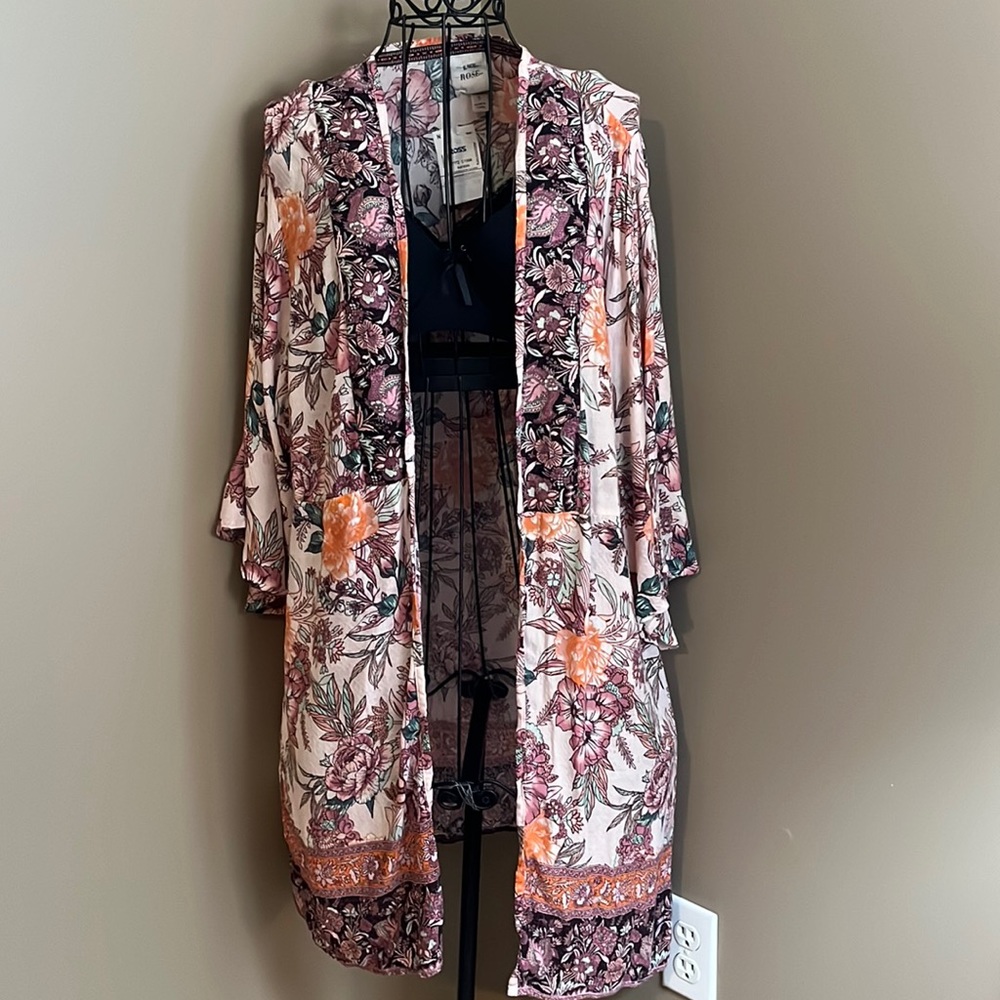 NWT- Knox Rose Sweater Size S